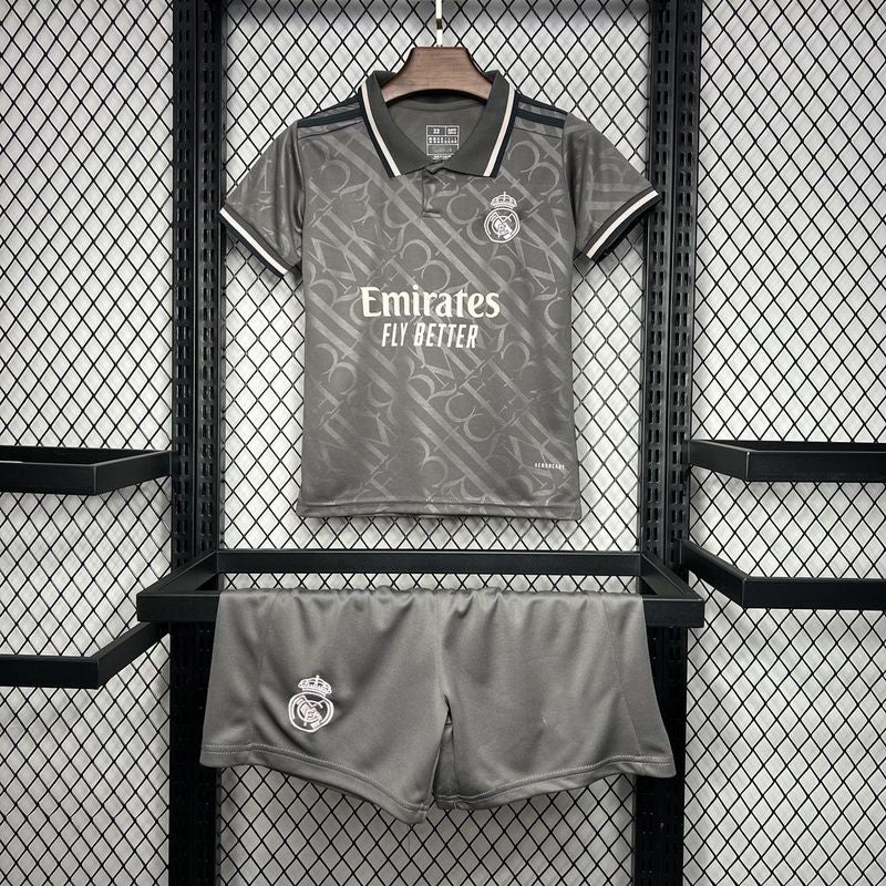 ريال مدريد الثالث 24/25 أطفال