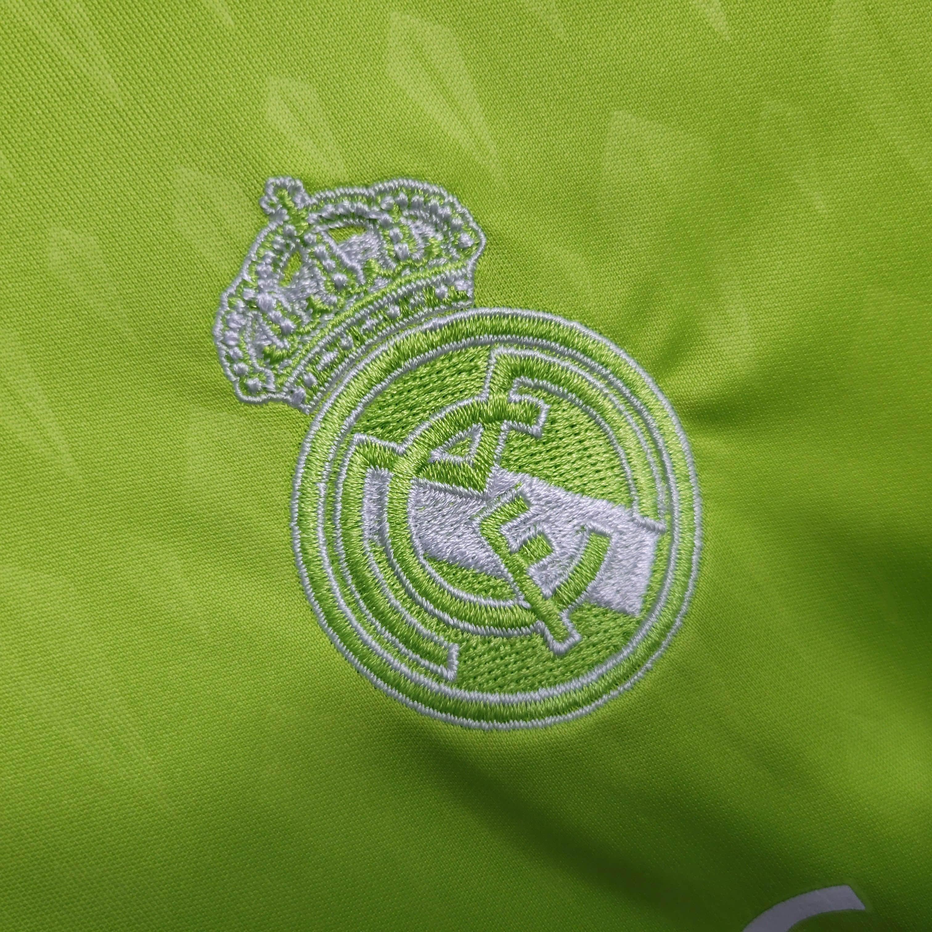 حارس مرمى ريال مدريد 23/24 - قميص أخضر للأطفال
