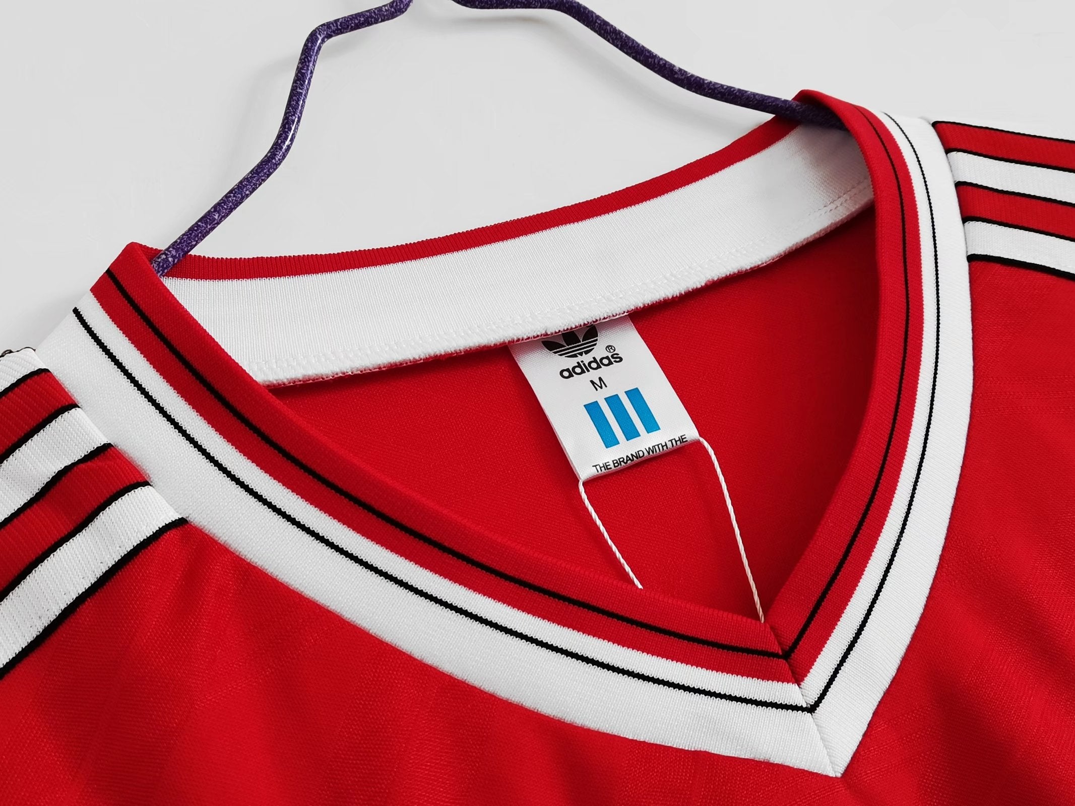 Manchester United 1986-1987 Home Kit