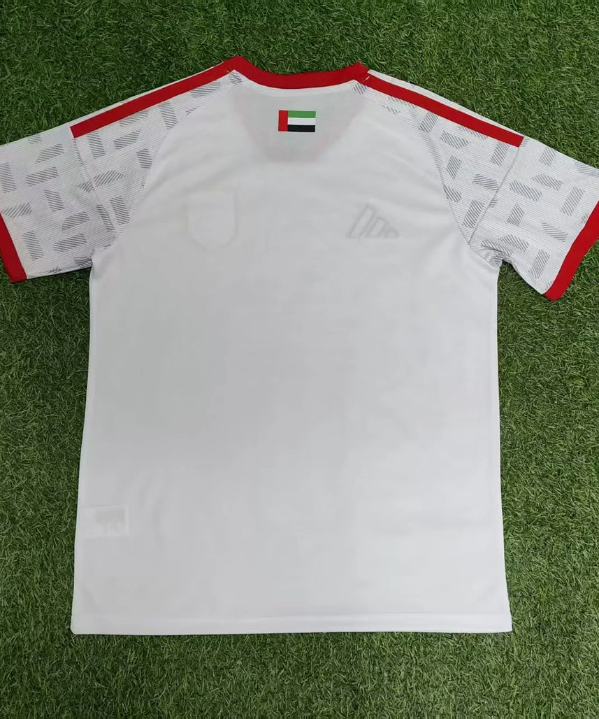 قميص منتخب الإمارات لكأس العالم 2026