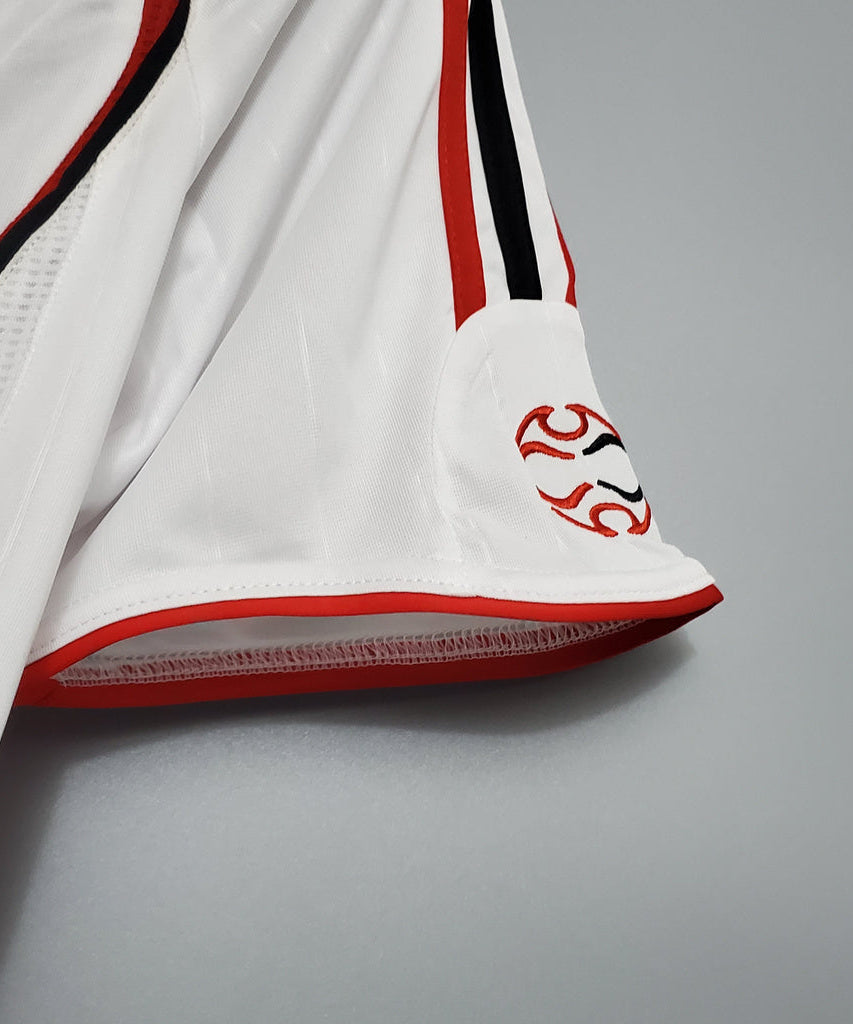AC Milan 06 / 07 Retro away