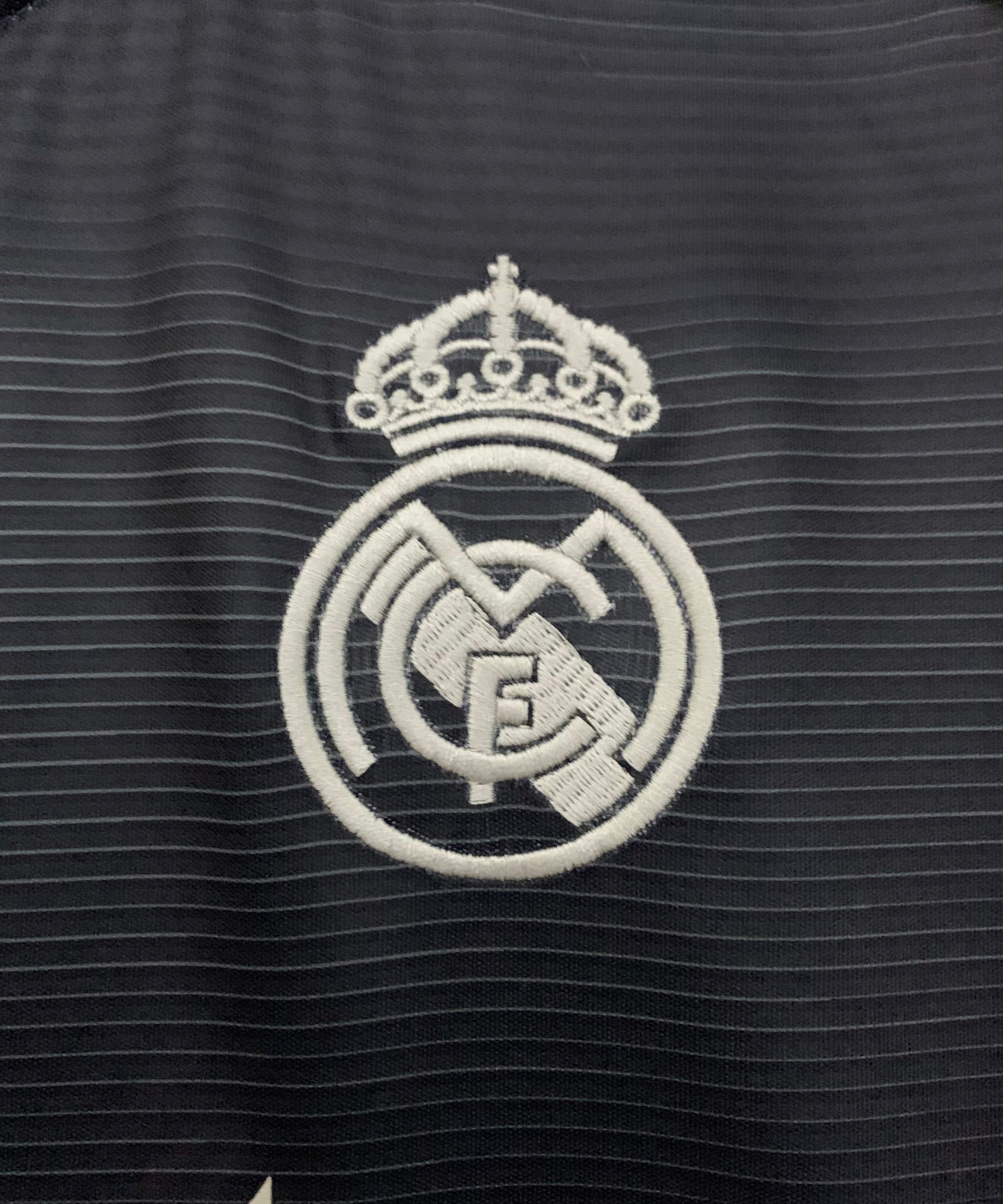 قميص ريال مدريد خارج أرضه 25-26